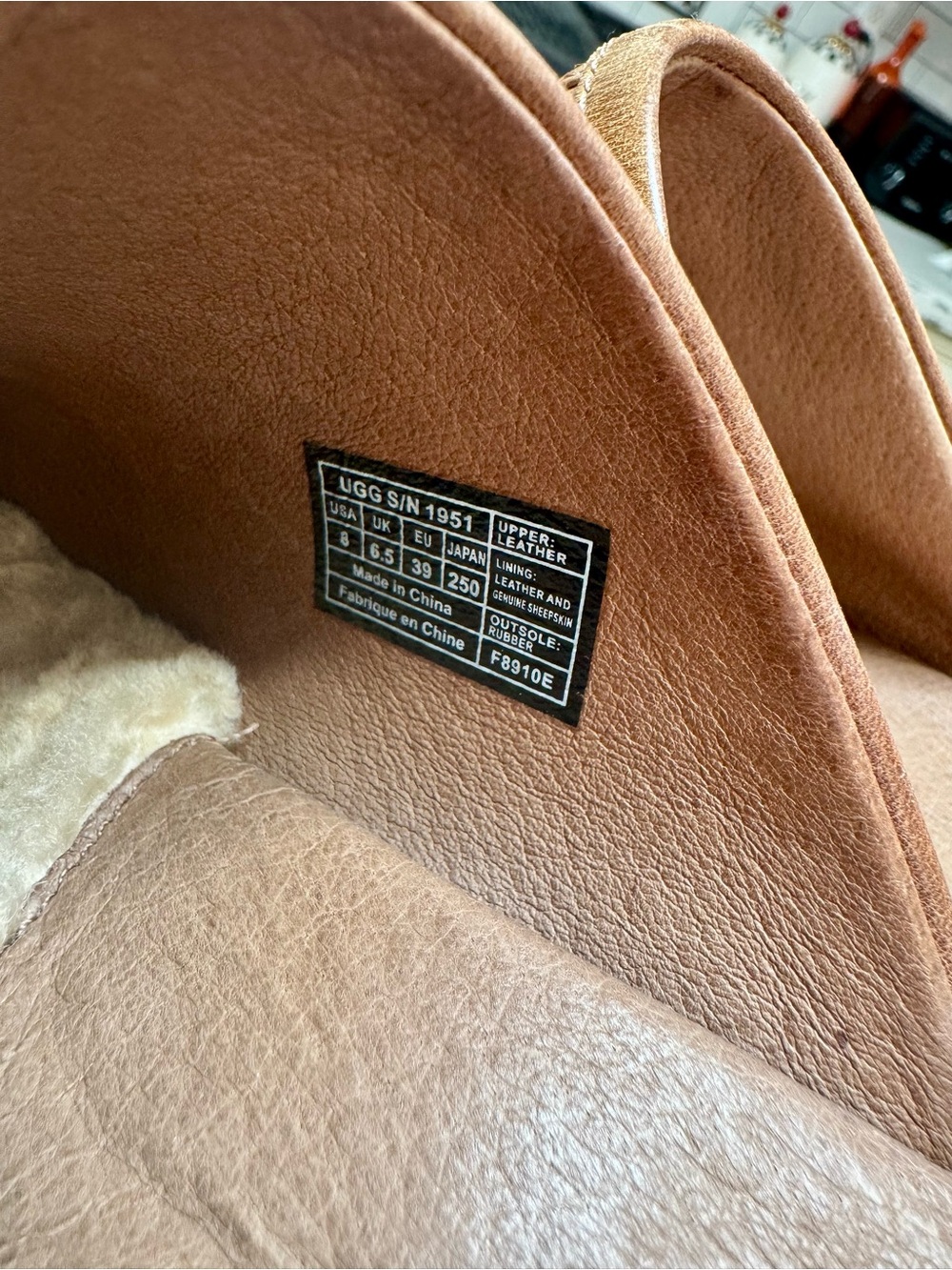 UGG Abbie 1951 Women's Tan Leather Clogs Size 8 - Picture 6 of 11